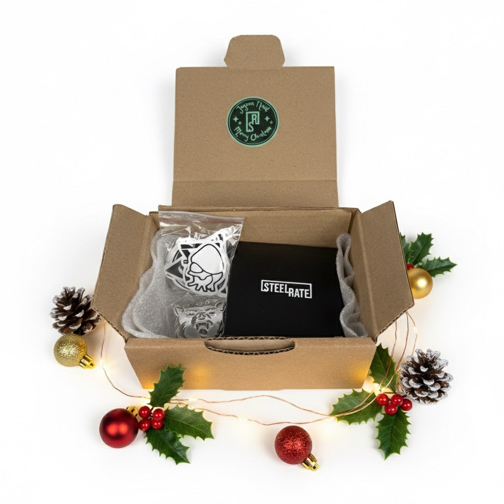 Box de Noël - Collier, porte clé et pack de stickers - SteelRate